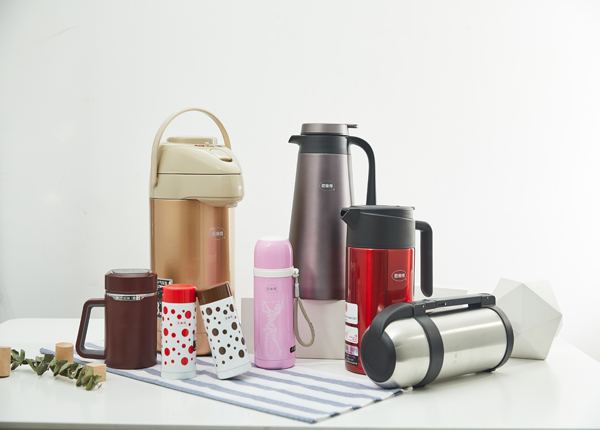 思乐得保温杯 思乐得保温杯